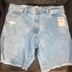 Levi’s shorts